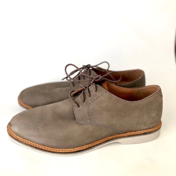 Clarks Atticus Lace 26141739 Mens Gray Nubuck Leather Plain Toe Oxfords Shoes - Picture 1 of 8